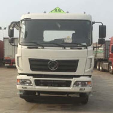 東風(fēng)天龍鋁合金運(yùn)油車30.3立方