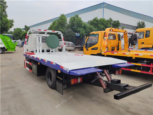 江鈴順達藍牌清障車