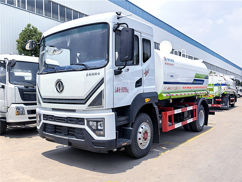 東風14-15噸D9灑水車