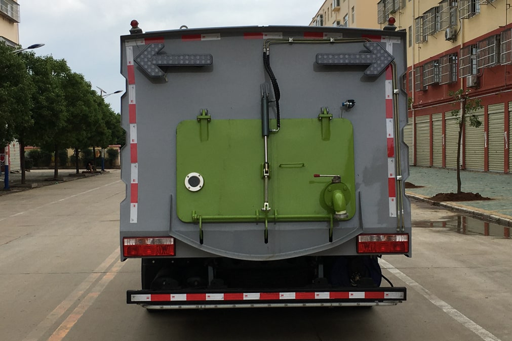 國六東風(fēng)5噸洗掃車