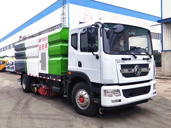 東風(fēng)多利卡15方洗掃車 東風(fēng)多利卡15方洗掃車