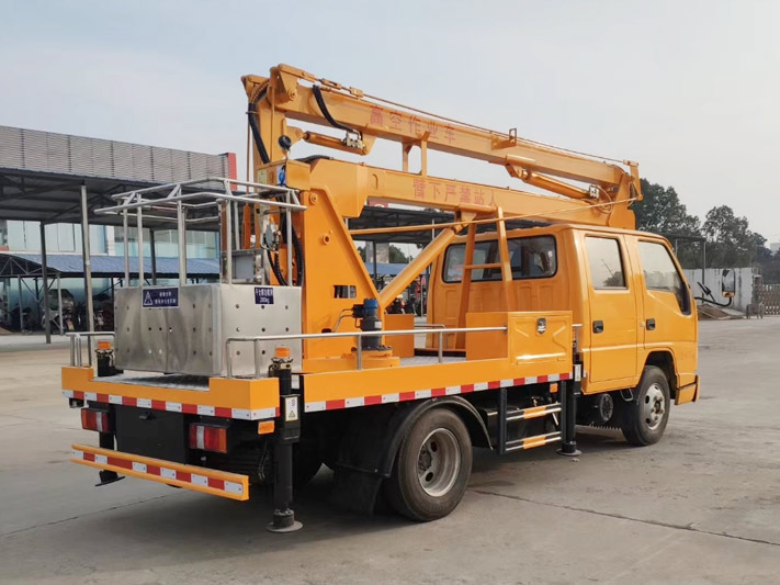 江鈴雙排12米高空作業車